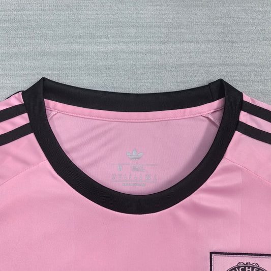 Manchester United 25/26 Goalkeeper Football Shirt