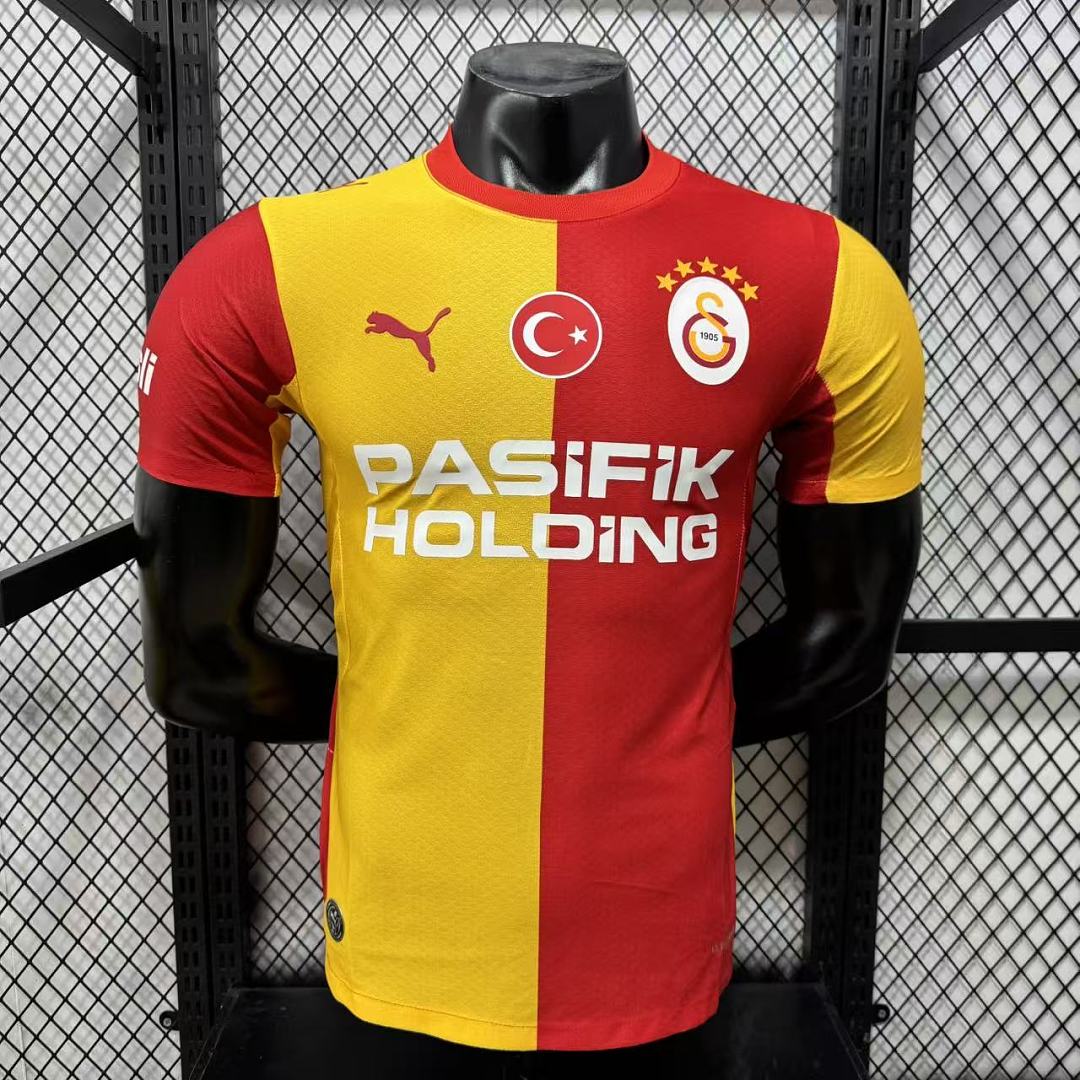 Galatasaray 26/27 Home Football Shirt