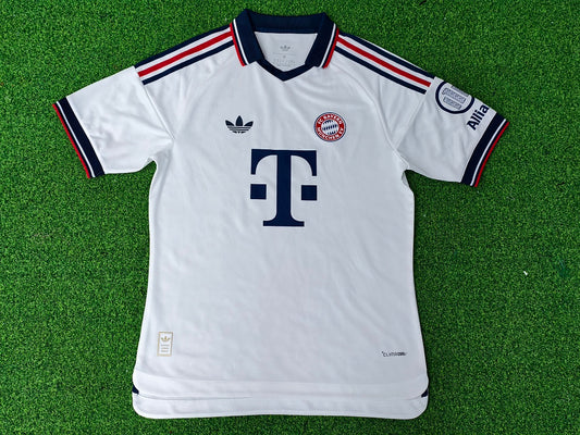 Bayern Munich 26/27 Away Football Shirt