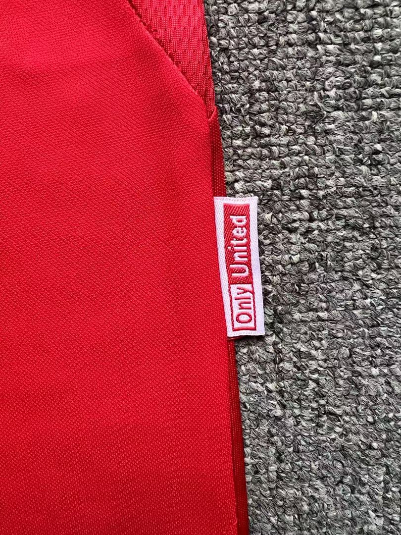 Manchester United 99/00 Home Football Shirt
