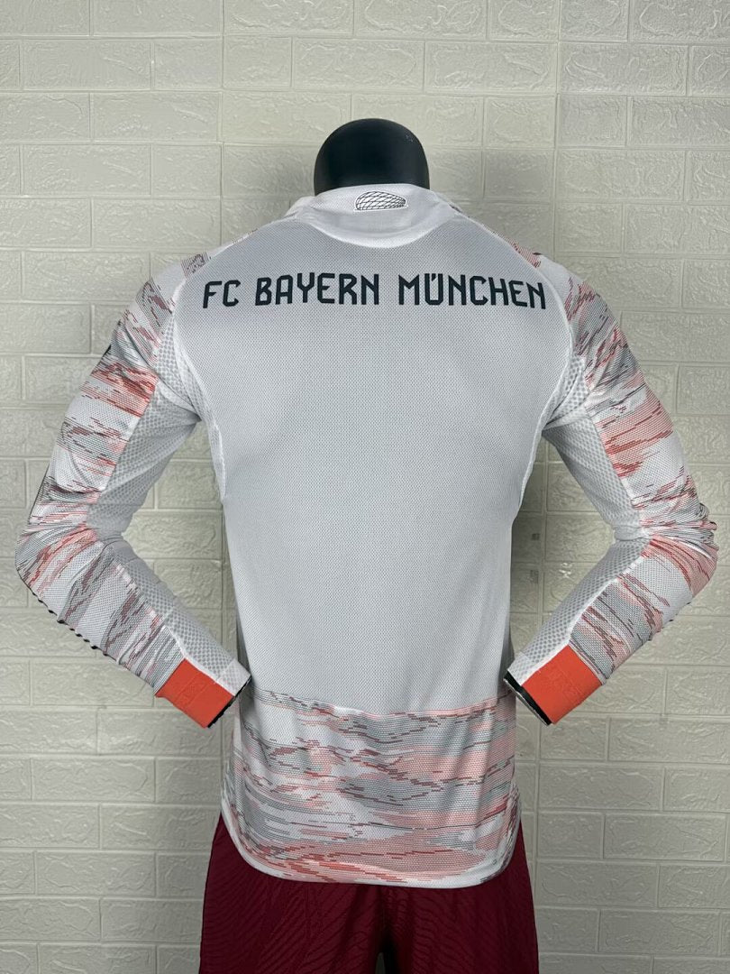 Bayern Munich 25/26 Away Long Sleeve Football Shirt