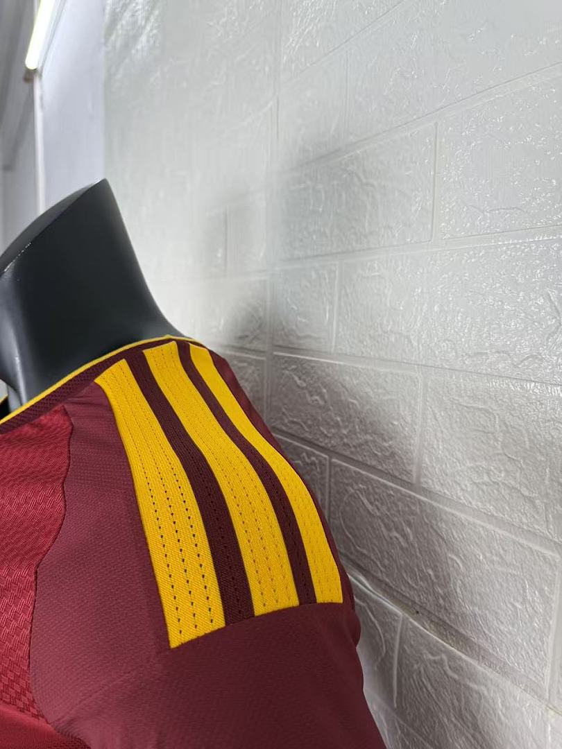 Roma 26/27 Home Player Version Football Shirt