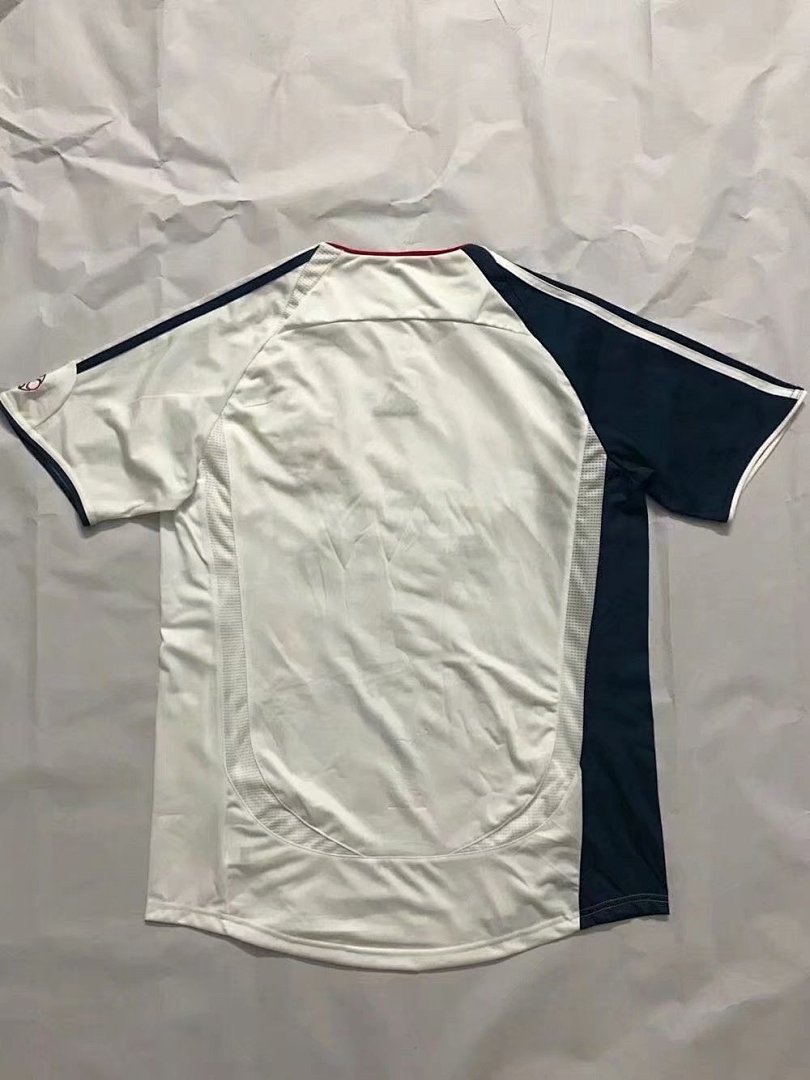 Liverpool 06/07 Football Shirt
