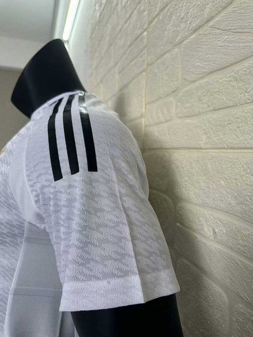 Real Madrid 24/25 Home Football Shirt