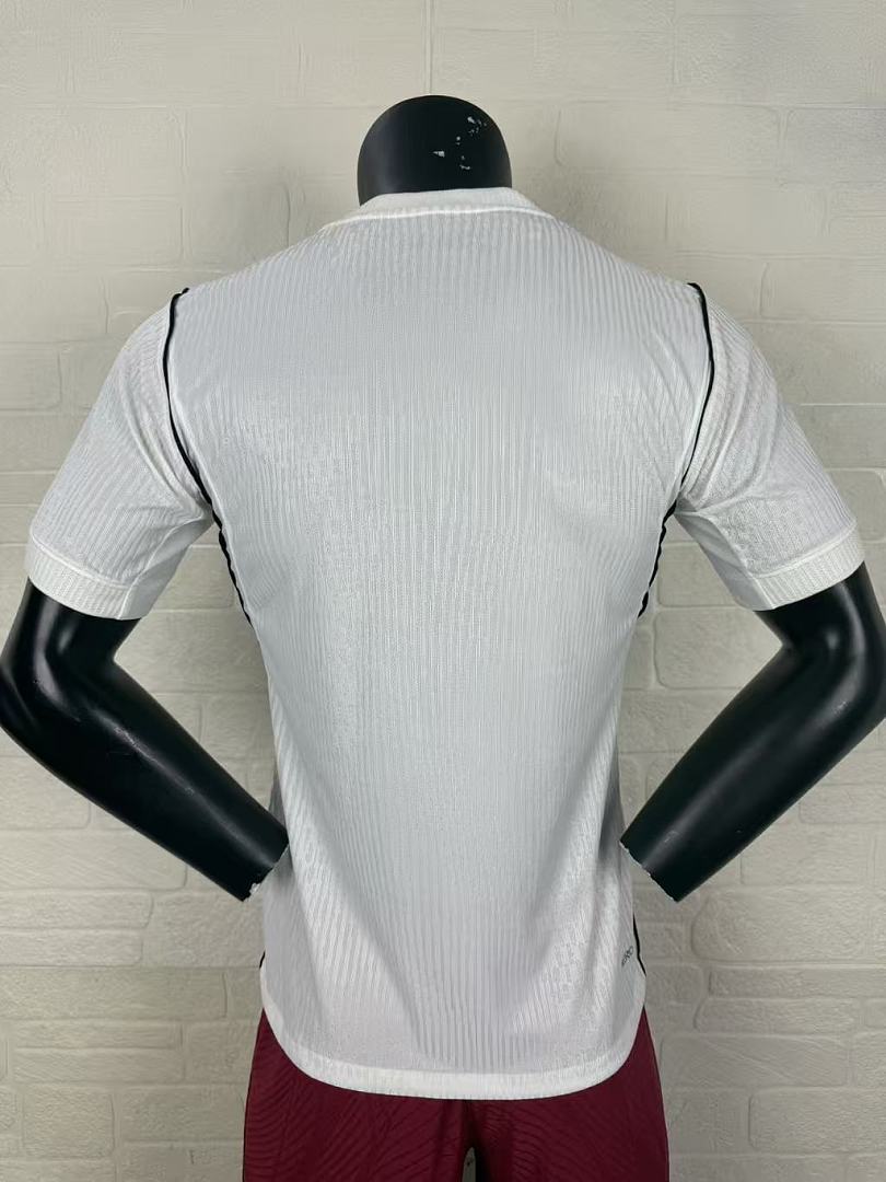 Corinthians 26/27 Home Player Version Football Shirt