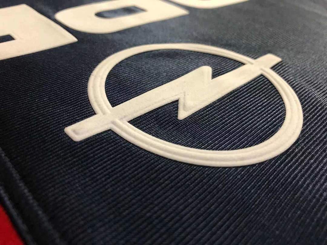 Paris Saint-Germain 01/02 Home Football Shirt