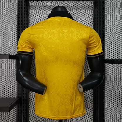 Wolverhampton Wanderers 25/26 Home Football Shirt