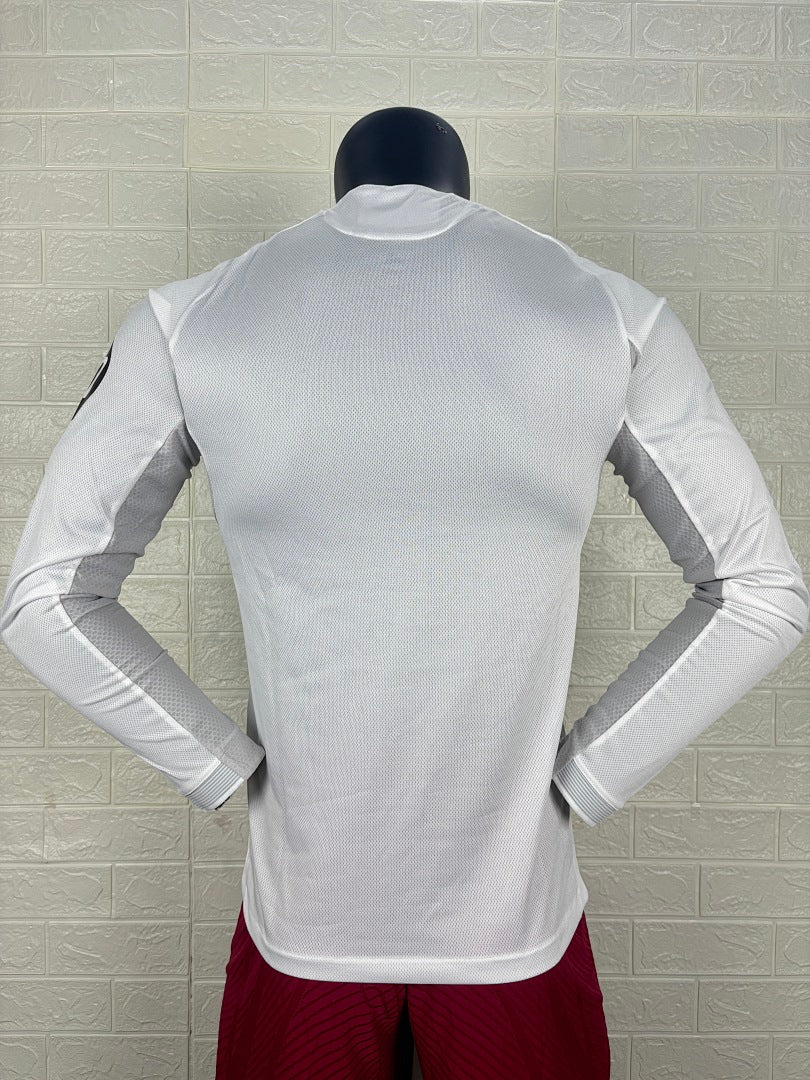 Real Madrid 25/26 Home Long Sleeve Football Shirt