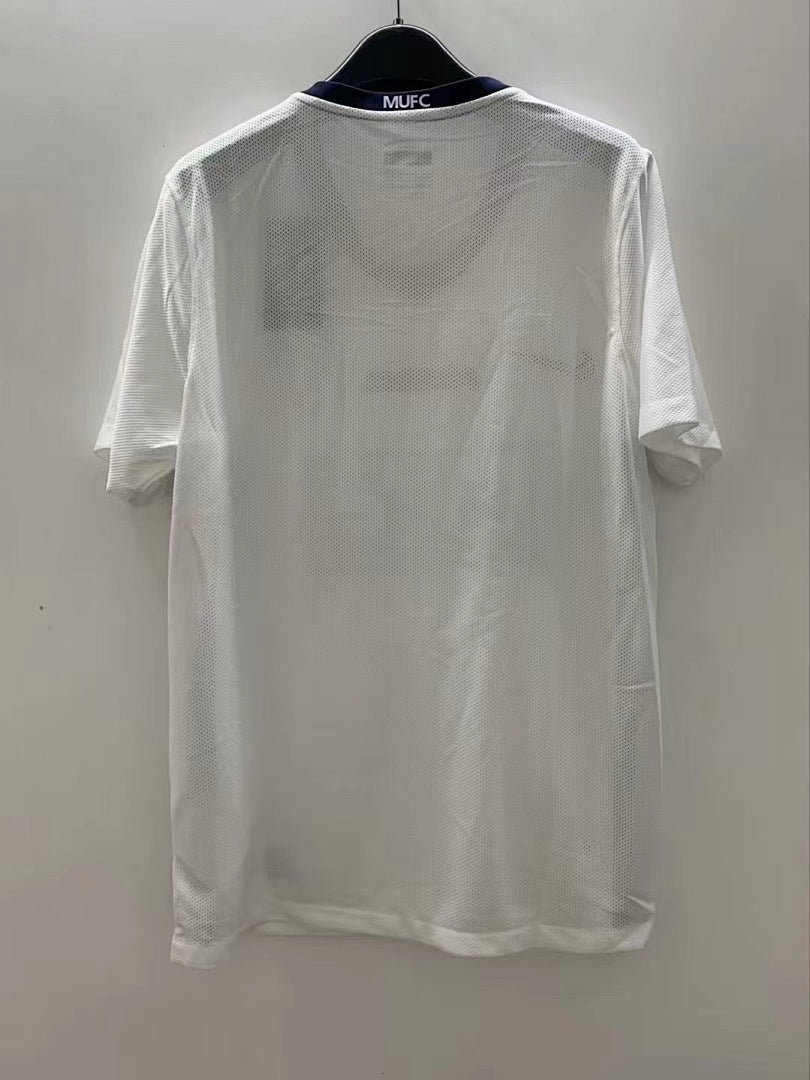 Manchester United 08/09 Away Football Shirt