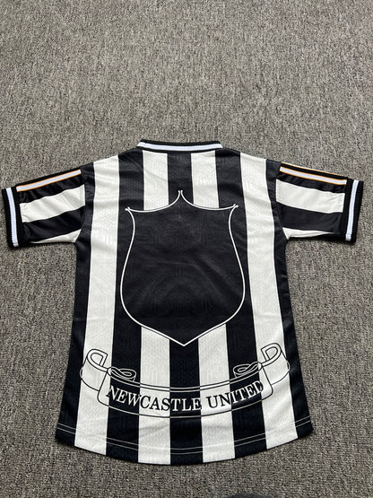 Kids Newcastle United 97/99 Home Football Shirt