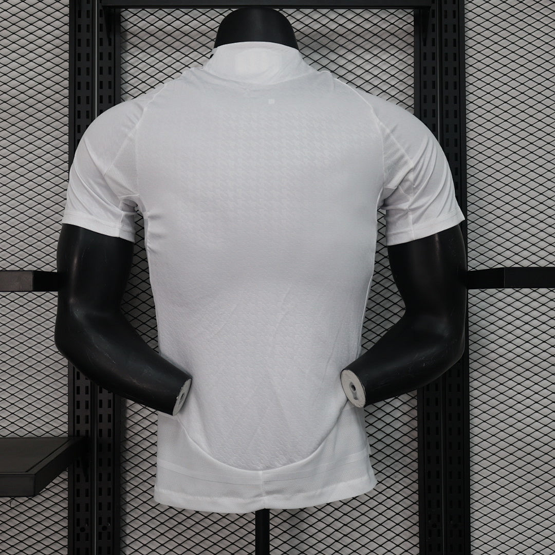 Real Madrid 24/25 Home Football Shirt