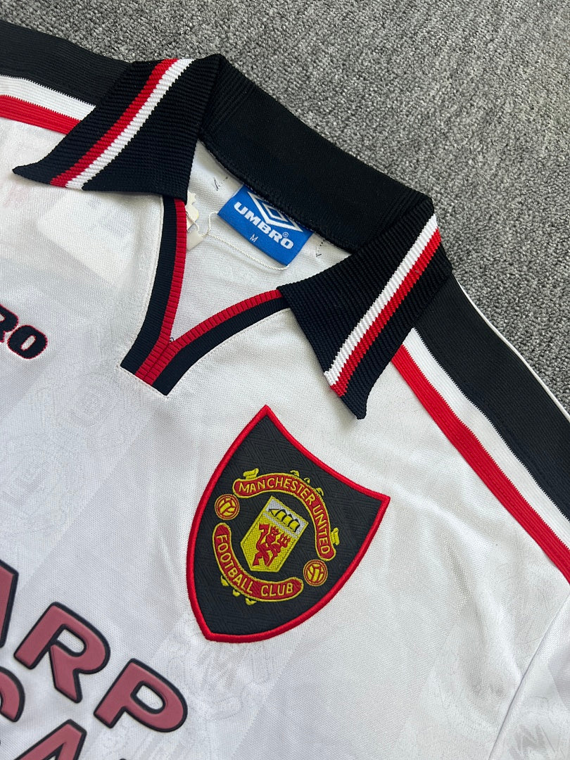 Manchester United 98/99 Away Football Shirt