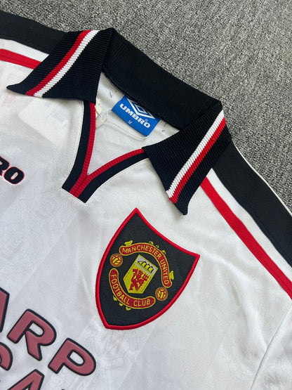 Manchester United 98/99 Away Football Shirt