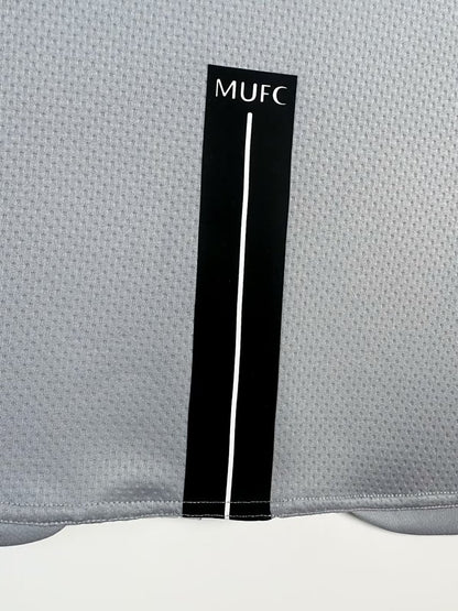 Manchester United 07/08 Goalkeeper Grey Long Sleeve Football Shirt