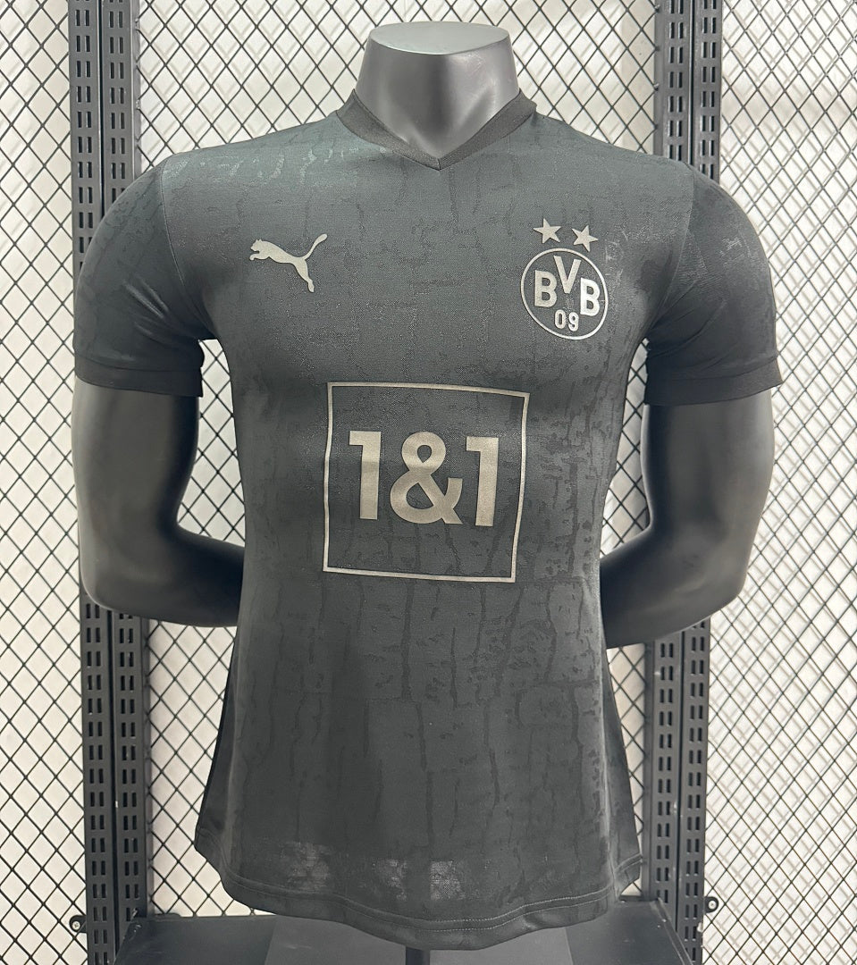 Borussia Dortmund 23/24 Football Shirt