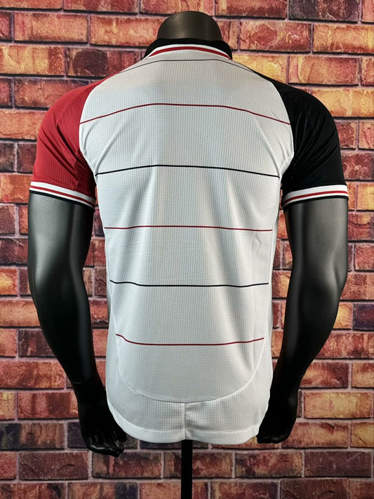 Manchester United 25/26 Player Version Football Shirt