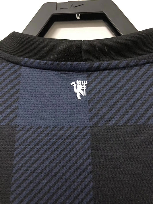 Manchester United 13/14 Black Football Shirt