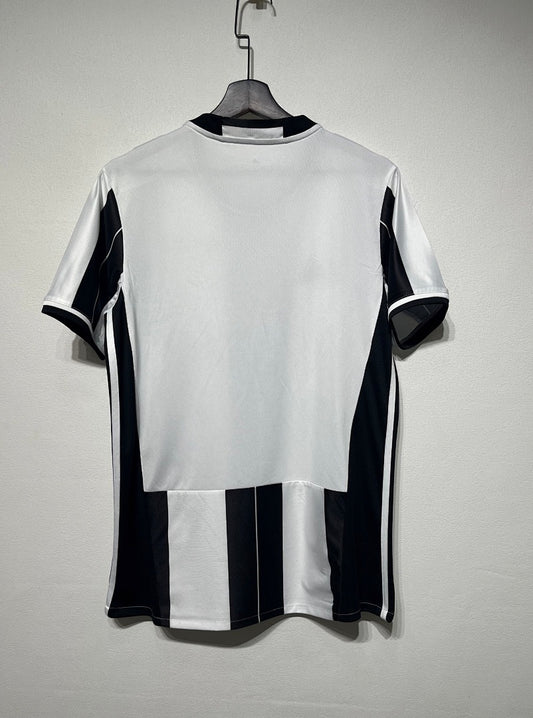 Juventus 16/17 Home Football Shirt
