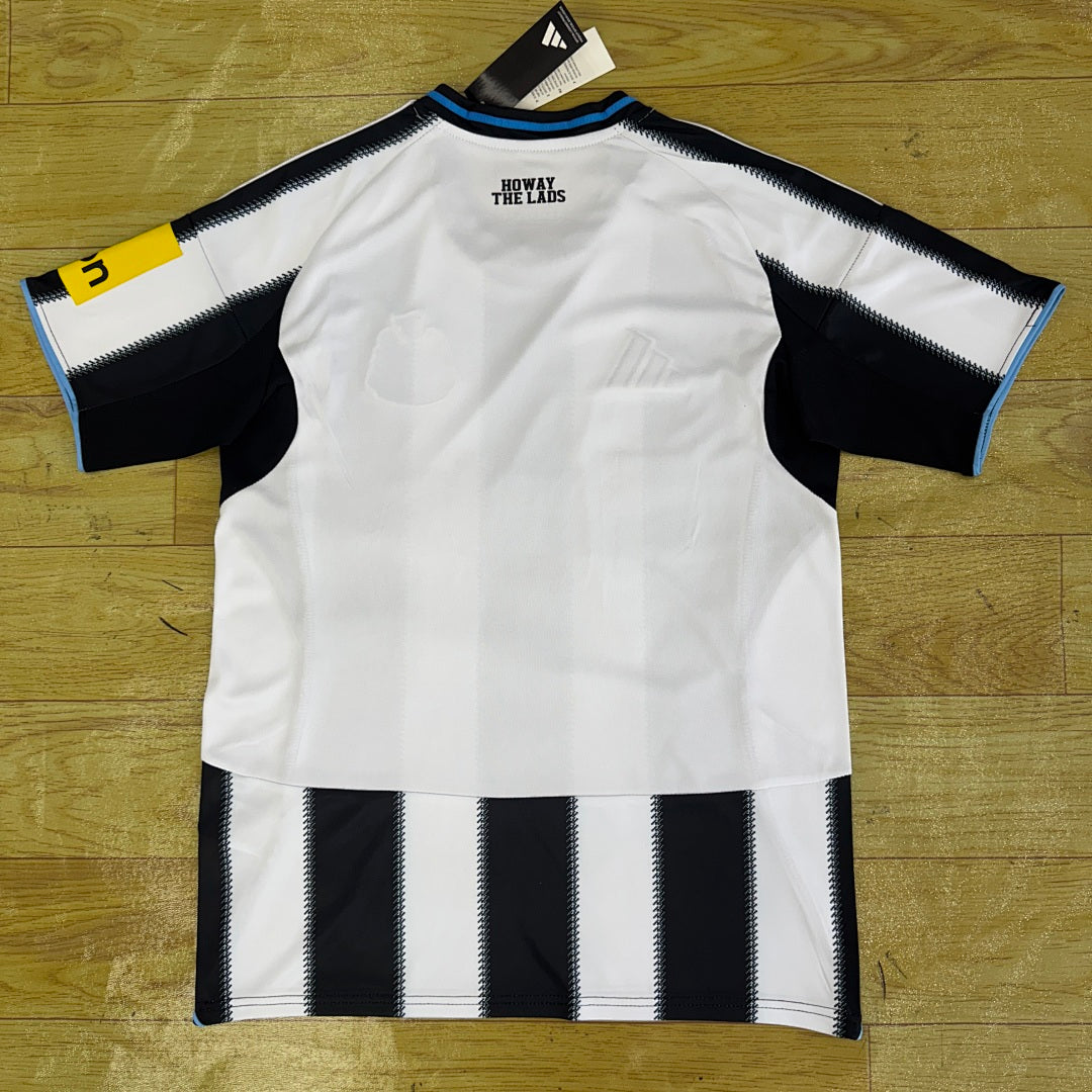 Newcastle United 25/26 Home Football Shirt