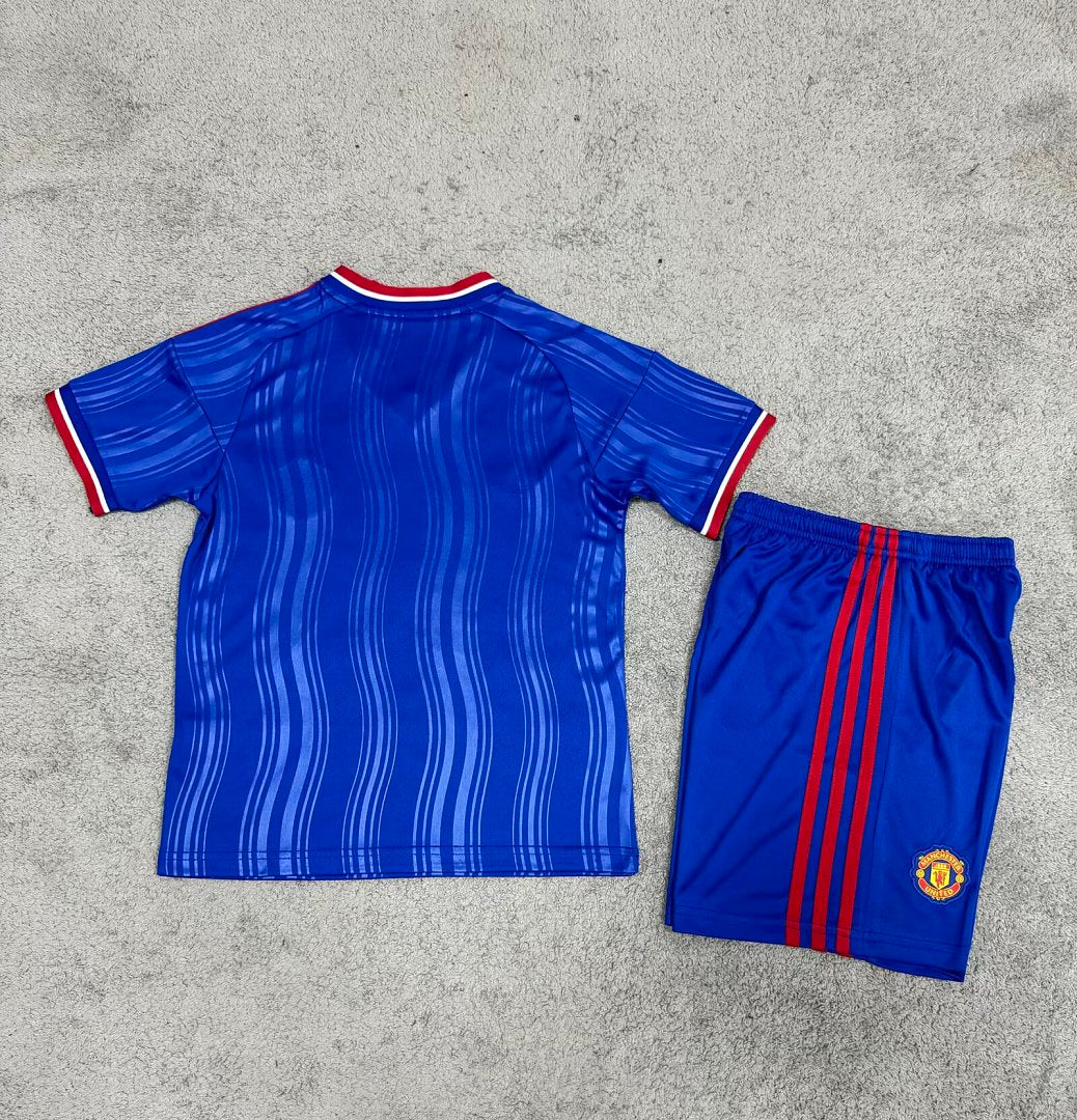 Manchester United 26/27 Away Football Shirt