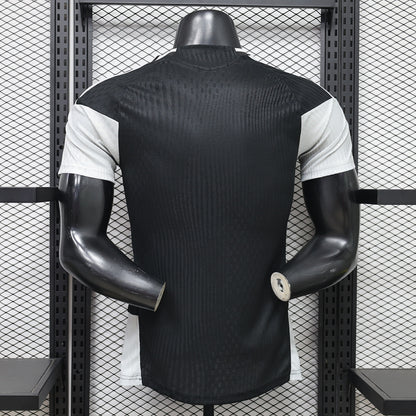 Liverpool 26/27 Training Shirt
