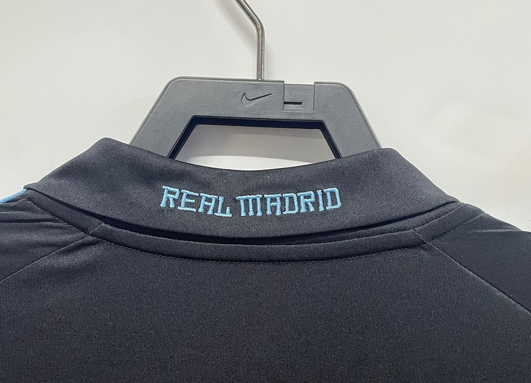 Real Madrid 09/10 Away Football Shirt