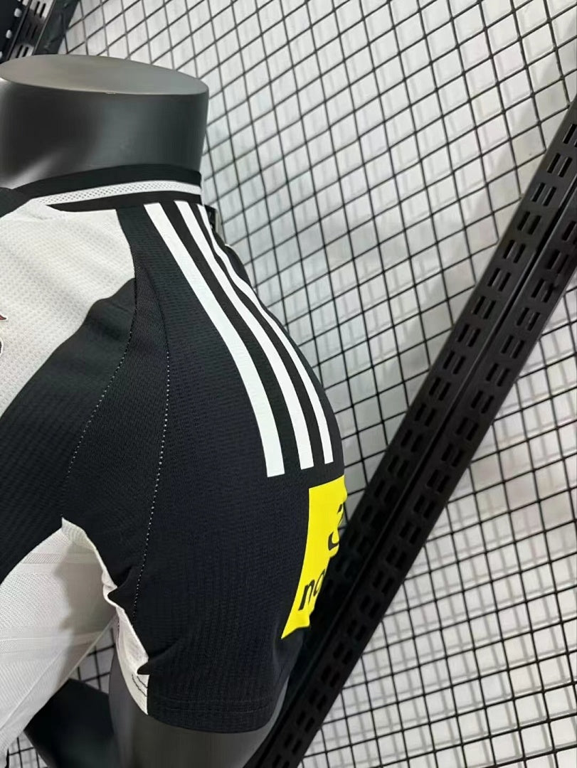 Newcastle United 24/25 Home Football Shirt