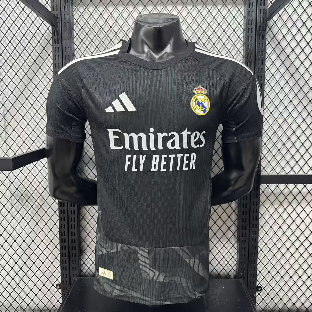 Real Madrid 26/27 Goalkeeper Football Shirt