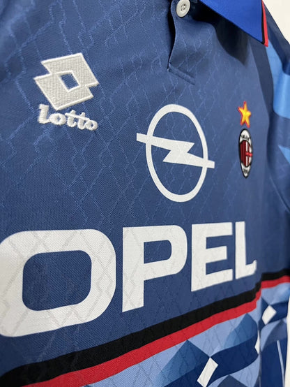 AC Milan 95/96 Away Football Shirt