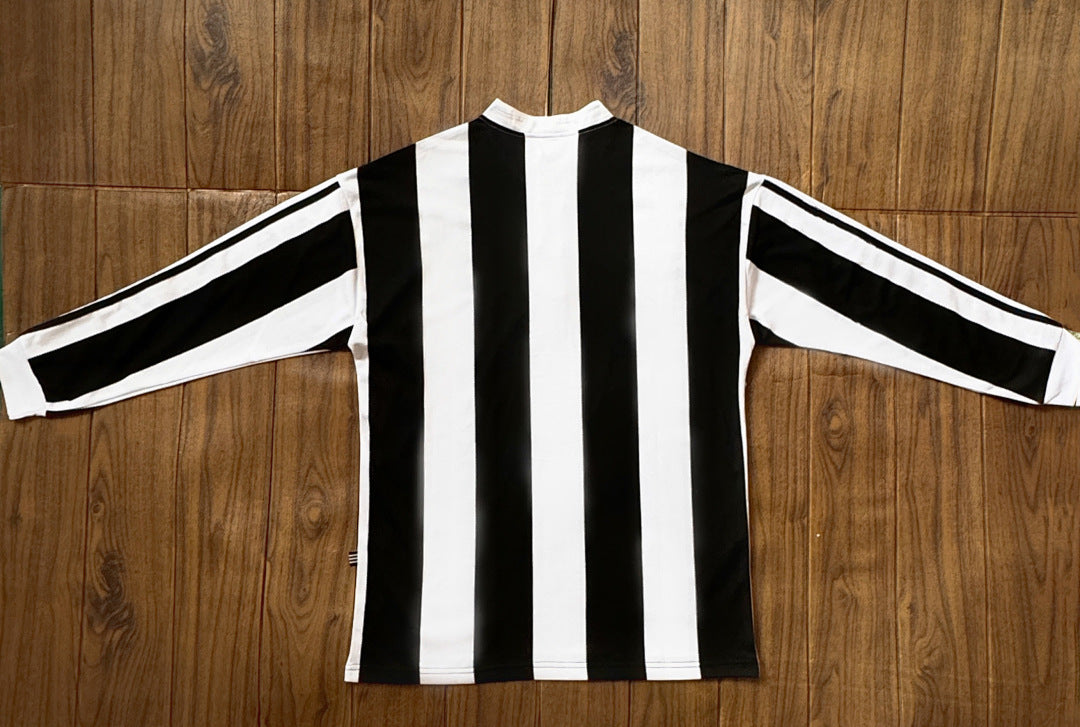 Newcastle United 95/96 Home Long Sleeve Football Shirt