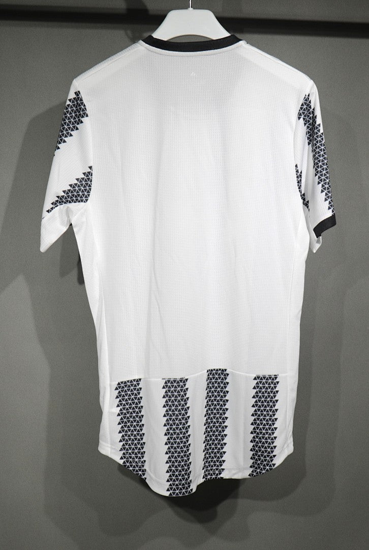 Juventus 22/23 Home Player Version Football Shirt