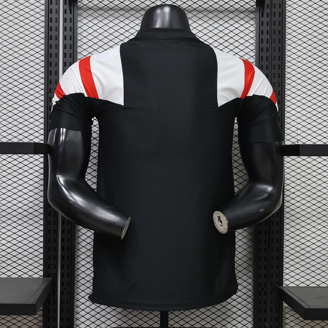 Retro S XL 26/27 Black Football Shirt