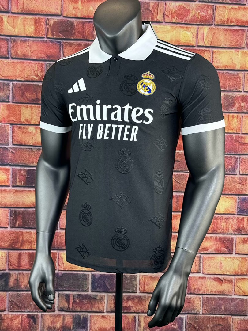 Real Madrid 25/26 Player Version Football Shirt