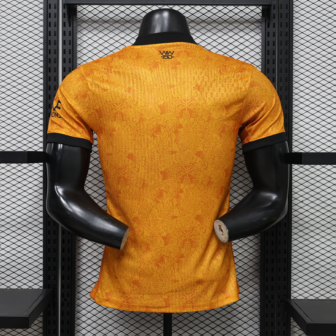 Wolverhampton Wanderers 26/27 Home Football Shirt