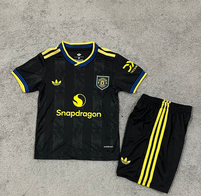Kids Manchester United 25/26 Third Football Shirt