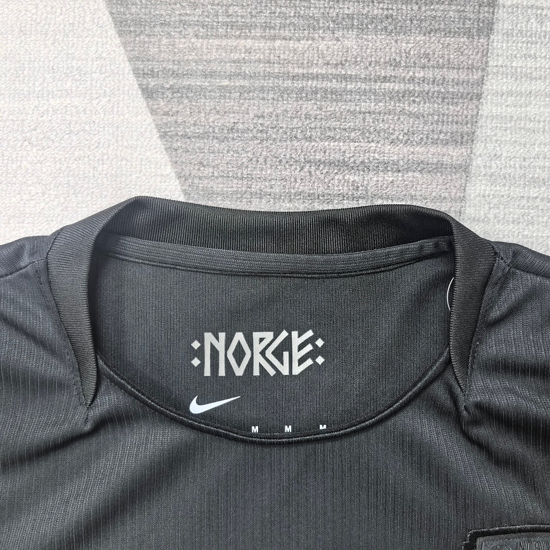Norway 26/27 Away Football Shirt