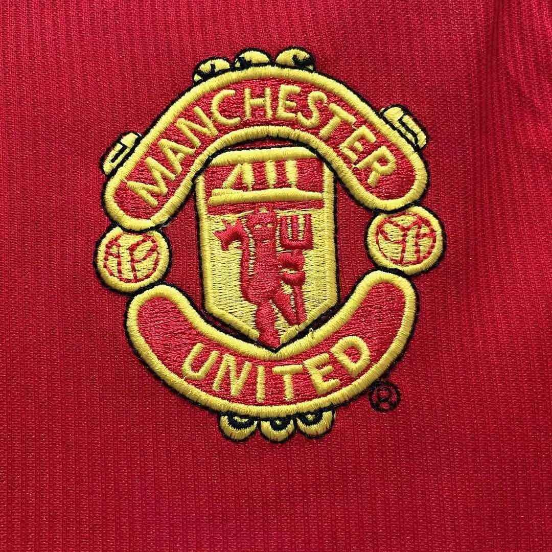 Manchester United 98/99 Home Football Shirt