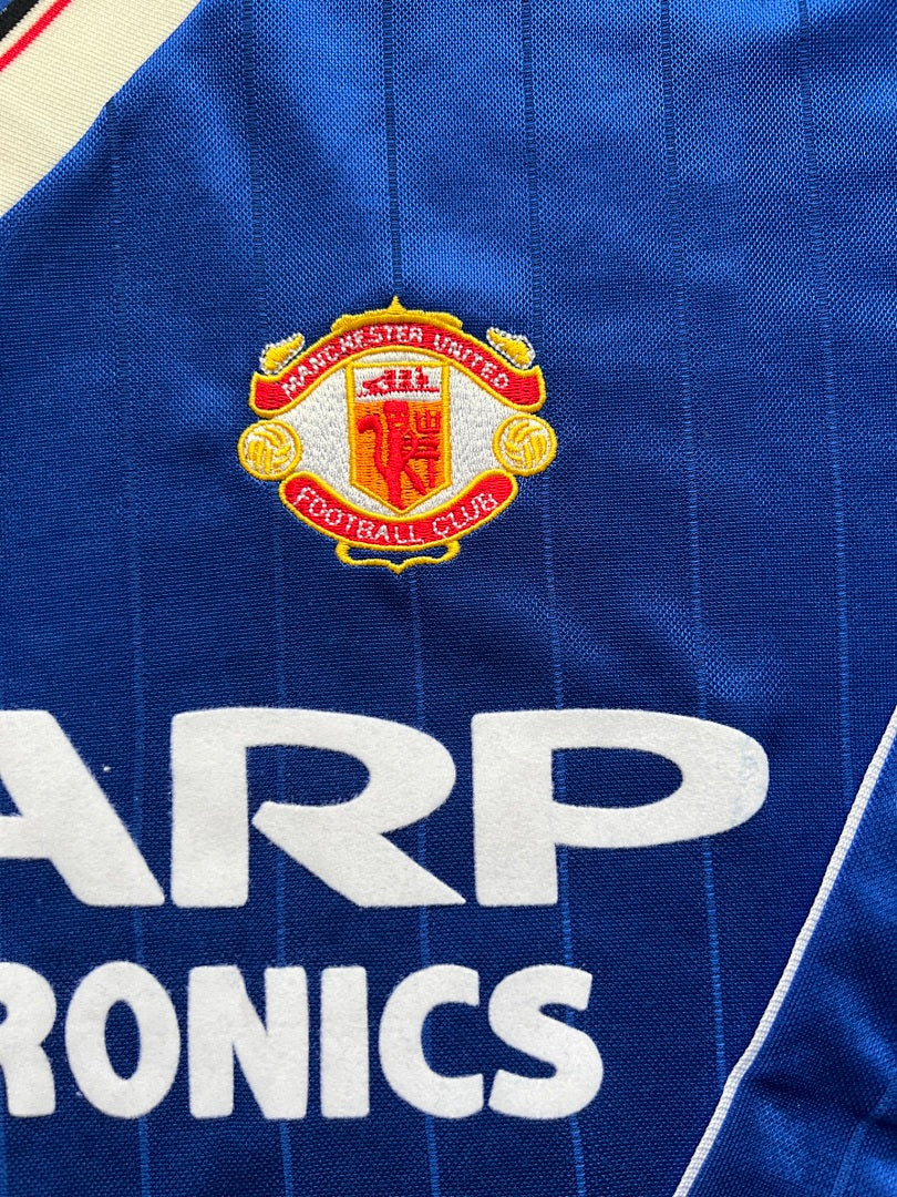 Manchester United 82/83 Away Long Sleeve Football Shirt