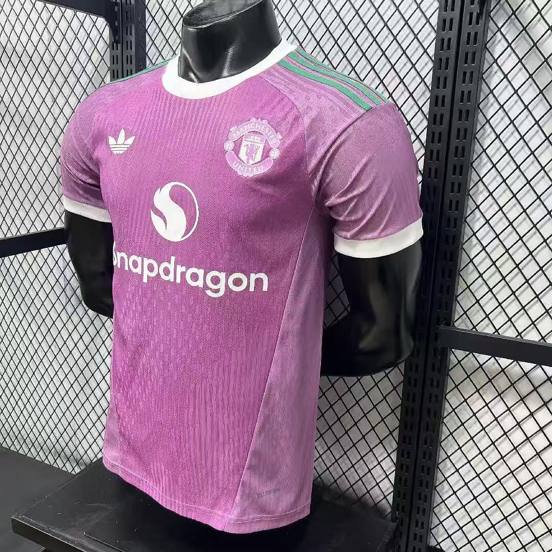 Manchester United 26/27 Goalkeeper Football Shirt