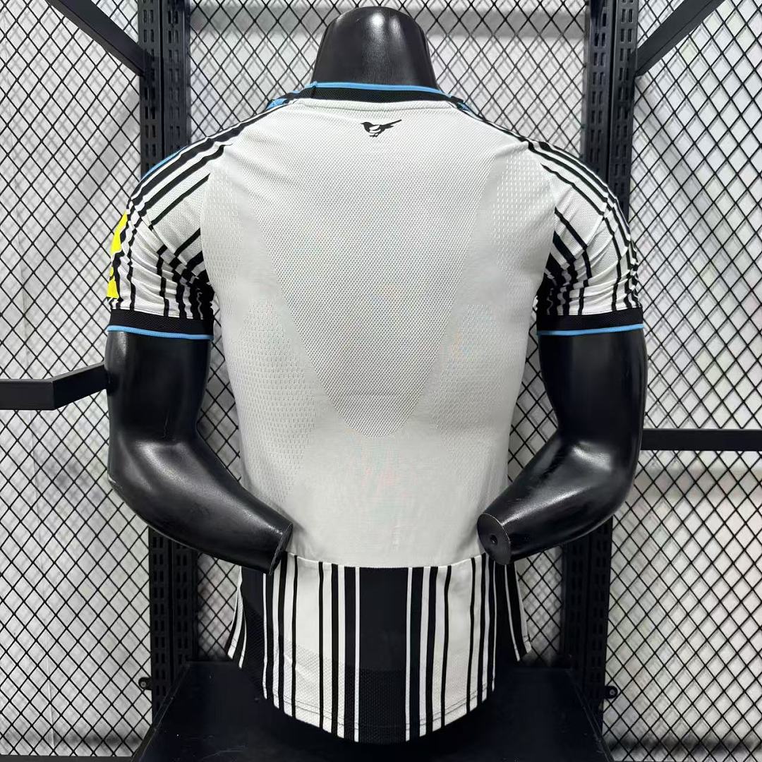 Newcastle United 26/27 Home Football Shirt