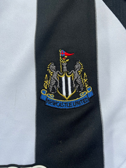 Newcastle United 05/06 Home Football Shirt