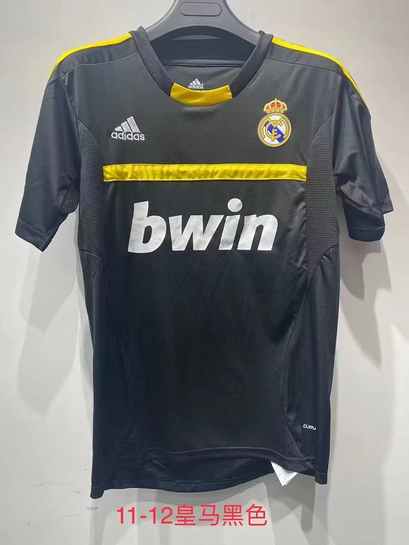 Real Madrid 11/12 Goalkeeper Black Football Shirt