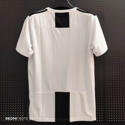 Retro Juventus 18/19 Home Football Shirt