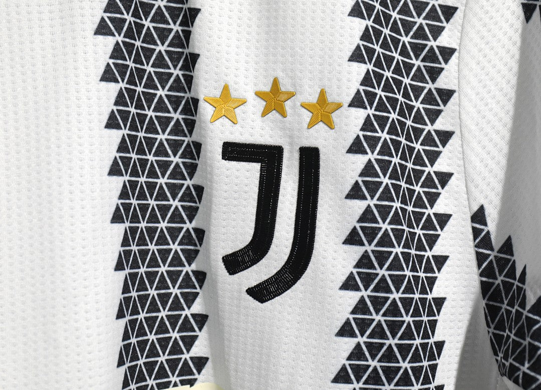 Juventus 22/23 Home Player Version Football Shirt