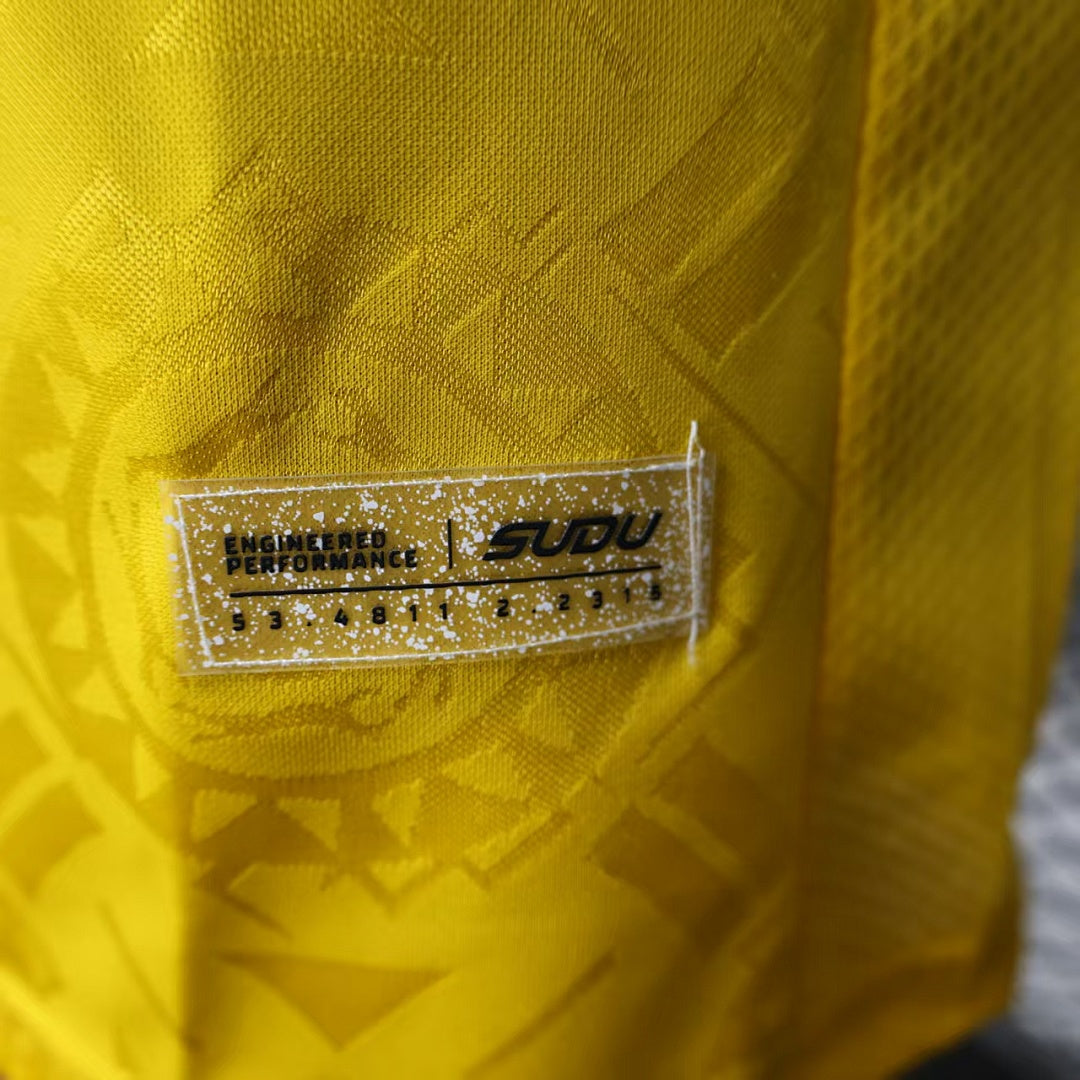 Wolverhampton Wanderers 25/26 Home Football Shirt