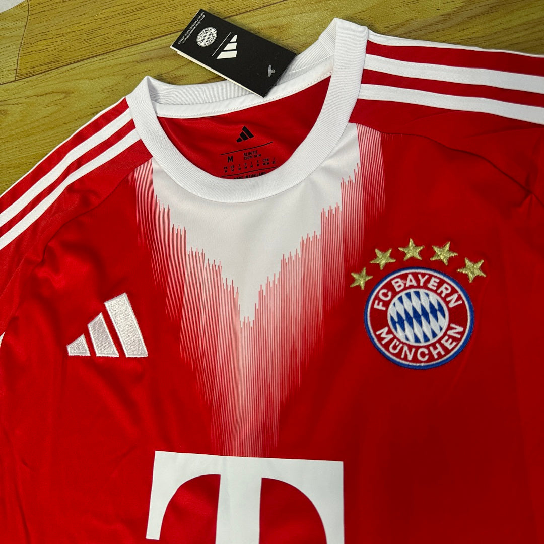Bayern Munich 25/26 Home Football Shirt
