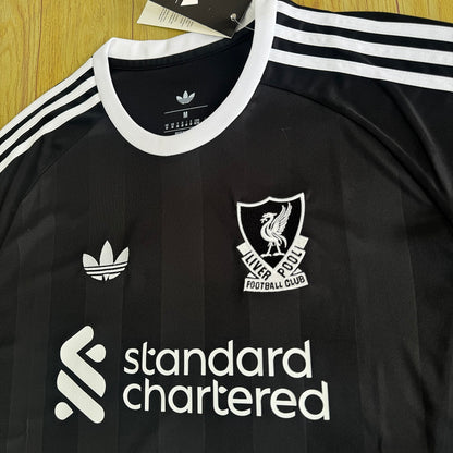 Liverpool 25/26 Goalkeeper Football Shirt