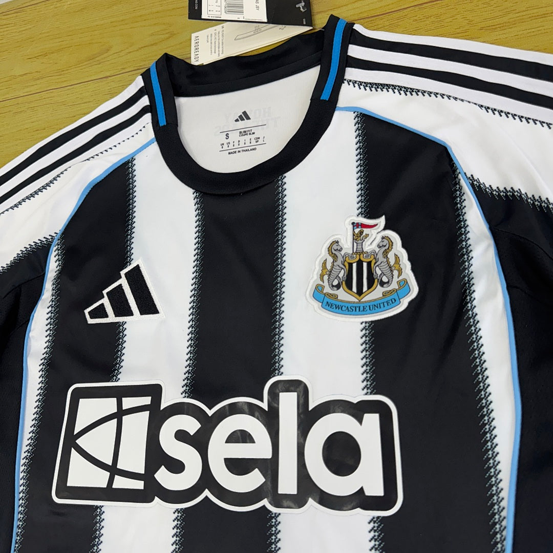 Newcastle United 25/26 Home Football Shirt