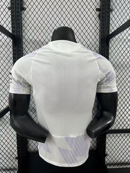 Manchester United 25/26 Away Football Shirt
