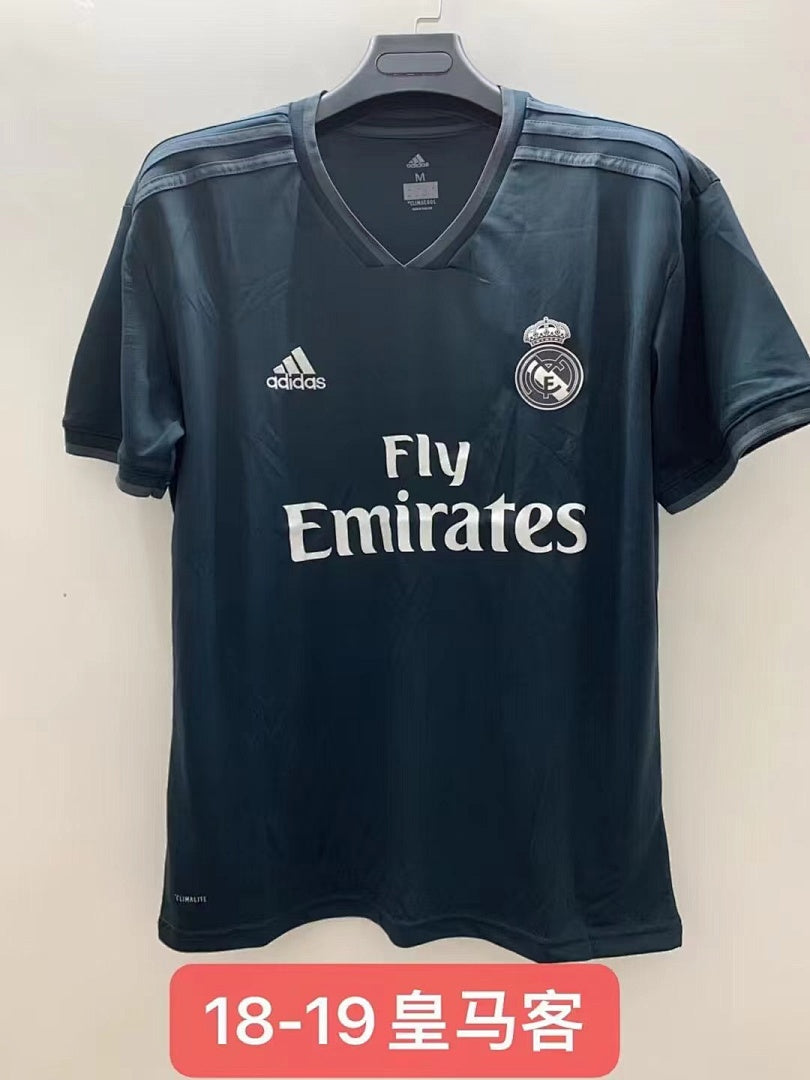 Real Madrid 18/19 Away Football Shirt